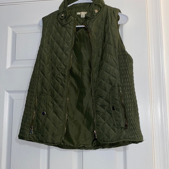 Miami Olive Green Puffer Vest - Picture 1 of 4
